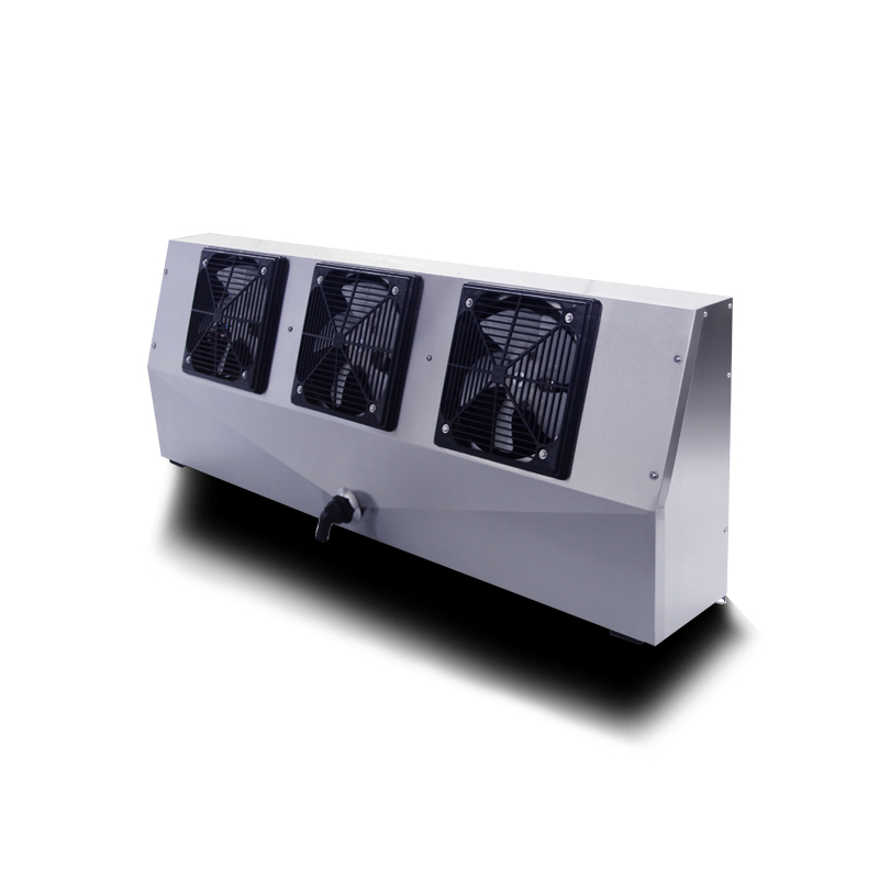 制冷系统中蒸发器和冷凝器各自的作用是什么？